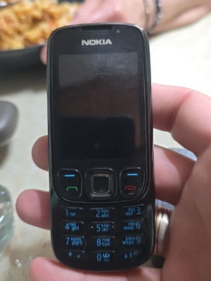 Nokia 6303i Classic like new, Greek menu, black