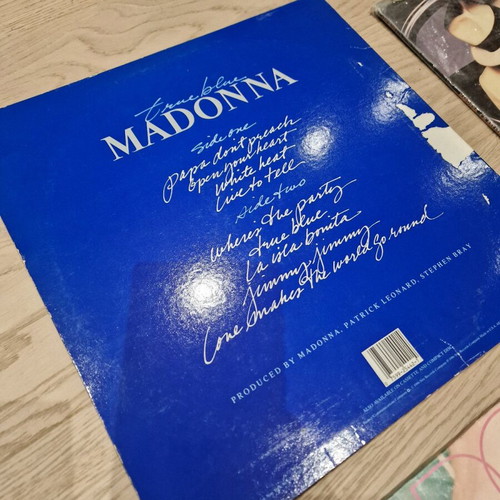 Madonna vinyl records used, set of 4, pop