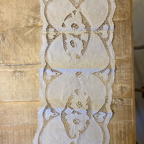 Authentic handmade Thracian table runner used with floral design