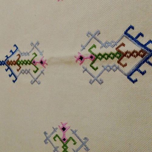Handmade doilies like new with multicolor embroidery on ecru