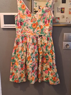 Lynne summer floral dress like new, size L