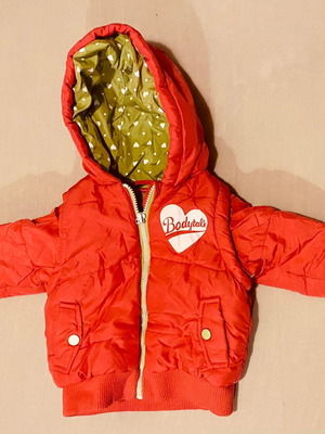 Body talk jacket for 1 year like new with detachable sleeves