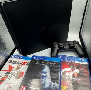 Sony PS4 Slim + Controller + Games