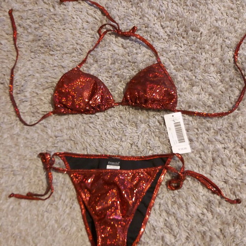 Bikini red medium with padding new