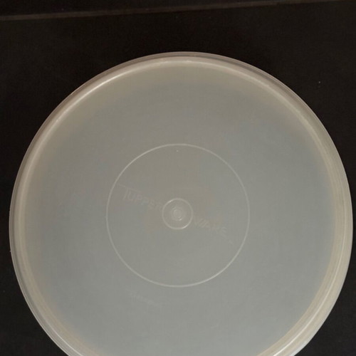 Round Taperware container vintage used from the 1970s