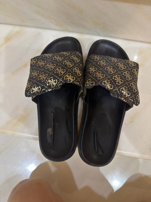 Guess sandals like new, size 40, black and gold
