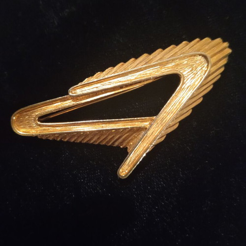 Sphinx vintage 50's pin like new, gold tone, Great Britain