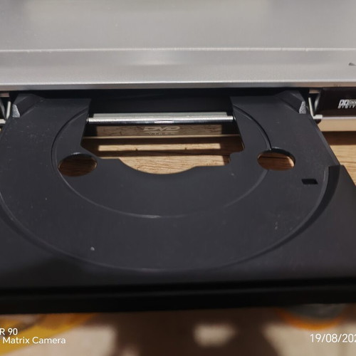 Bluesky DV-855 DVD player for repair or spare parts
