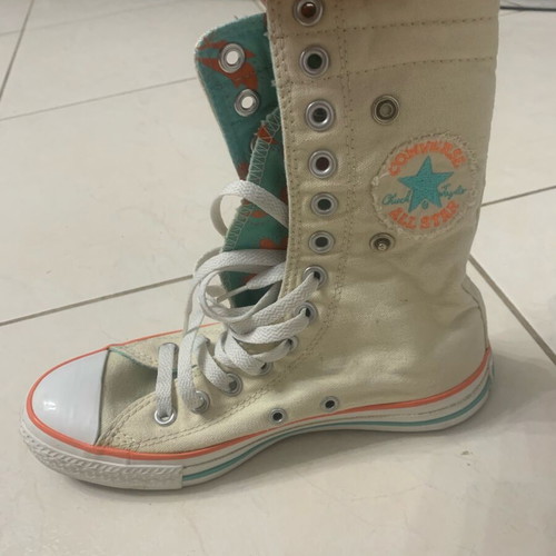 Converse women's sneakers like new, beige with design