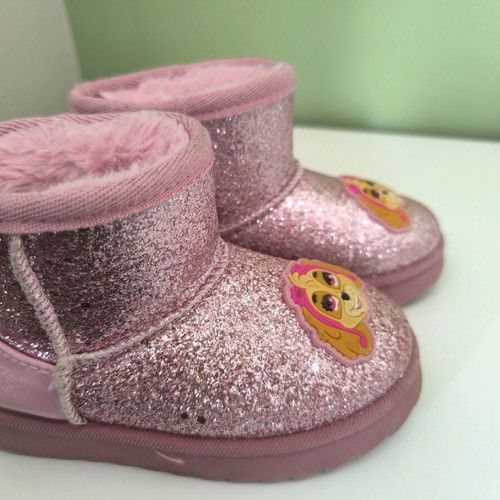 SINSAY boots with glitter and fur, like new, size 26