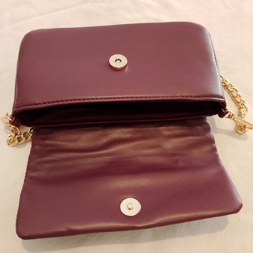 Carpisa Quilted Shoulder Bag with Detachable Gold Chain, New
