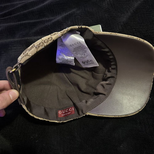 Brown hat with diamonds, size M