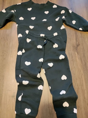Детски екип Zara 98 см като нов