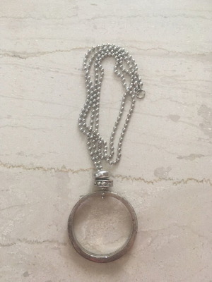 Μακρύ κολιέ Julia Bergovich μεταχειρισμένο, ασημί με Love is all around you