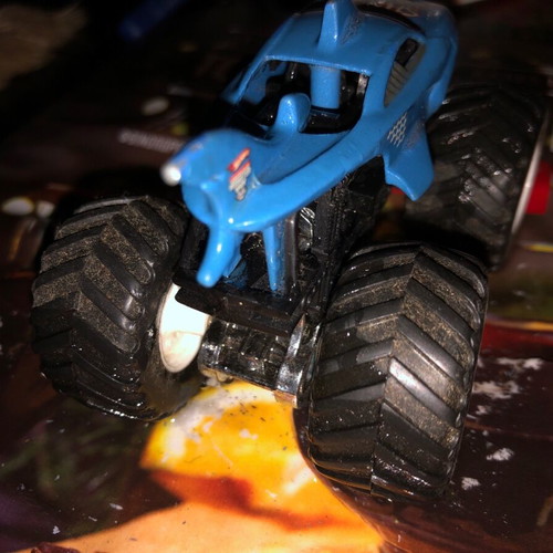 Monster truck like new