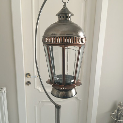 Decorative metal lantern like new, indoor steel