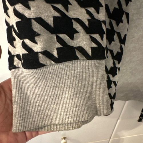 Lak outerwear size M like new, grey and black