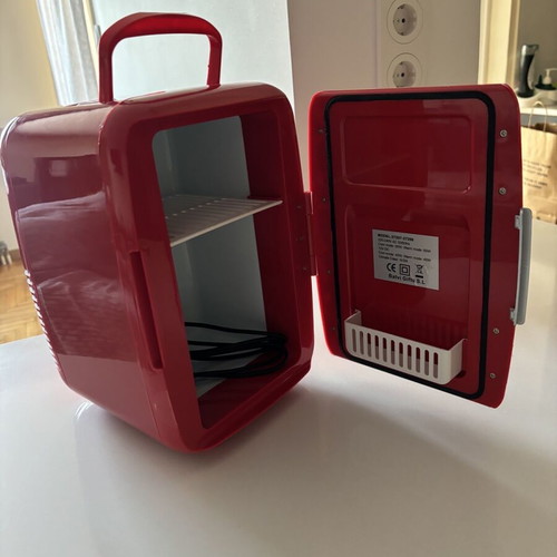 Coca Cola Mini Fridge like new, red, cool and heat functions