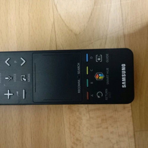 Samsung TV remote used, in good working condition