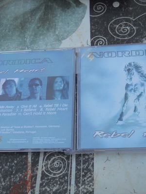 Nordica Rebel Heart CD άλμπουμ, ροκ