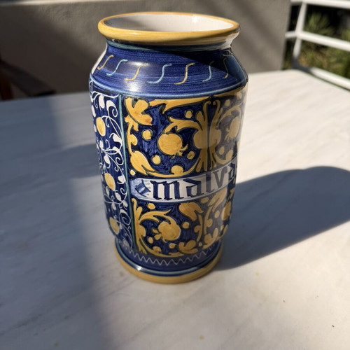 Italian Albarello Simonetti Castelli ceramic pharmacy jar, like new