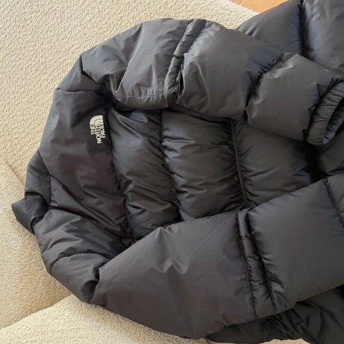 The North Face oversized black puffer jacket like new, size L