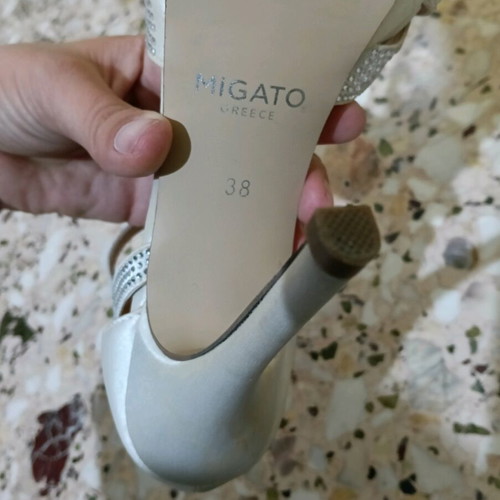Migato bridal shoes size 38 leather silver pumps like new