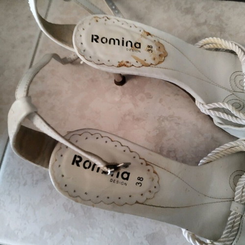 Romina white pumps used size 38