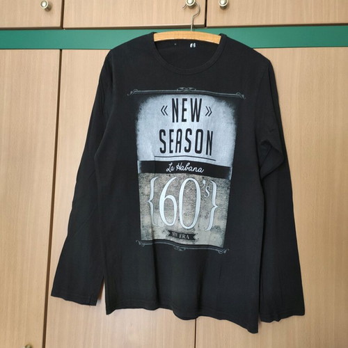 Black long-sleeve spring men's shirt used with New Season print