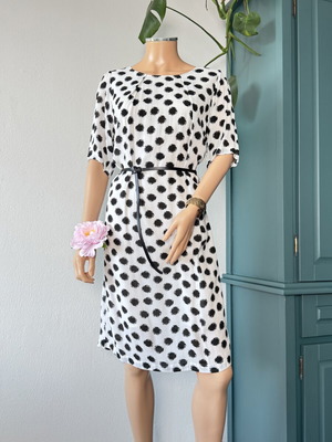 Kaffe black and white dots dress size 40 like new