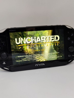 Sony PS Vita PCH-2004 κονσόλα με Uncharted Golden Abyss