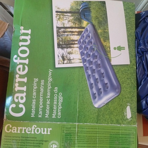 Camping set with Carrefour inflatable mattress and foldable water container new