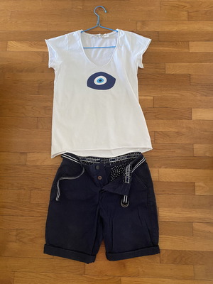 Βερμούδα superdry με μπλουζα no small