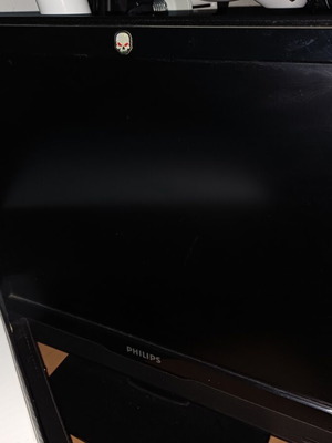 Τηλεόραση Philips μεταχειρισμένη, κατάλληλη για game room με SCART, HDMI, USB