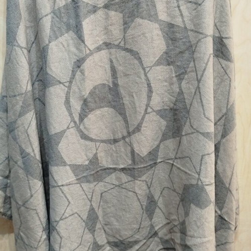 Travel jacquard blanket shawl gray 1x1.30 with geometric patterns new