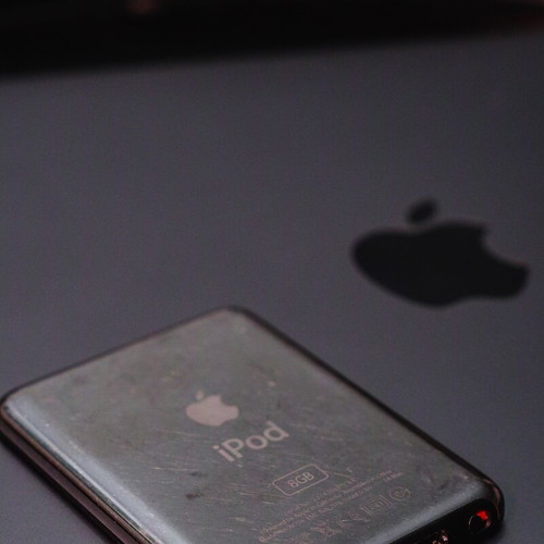 iPod nano 3rd Gen 8GB
