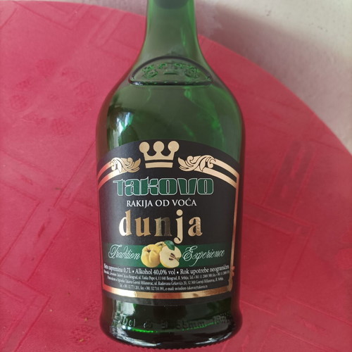 Φιάλη Dunja 70cl μεταχειρισμένη, Takovo σέρβικο ρακί