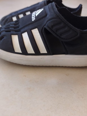 Adidas kids sandals size 28 like new, waterproof black