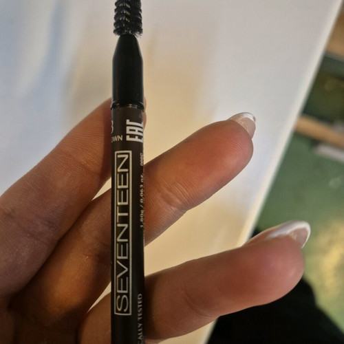 Seventeen Brow Elegance No 03 Rich Brown eyebrow pencil like new