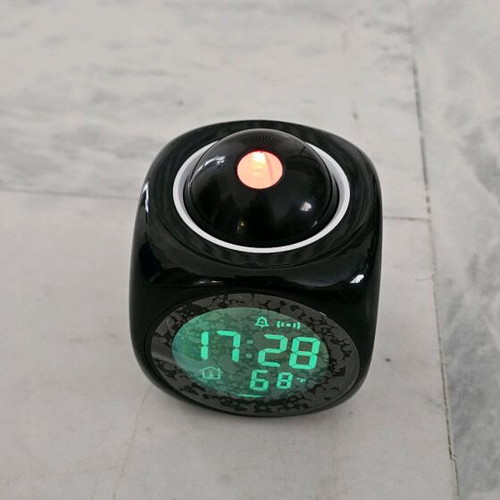 Digital Table Clock with Ceiling Time Projection like new