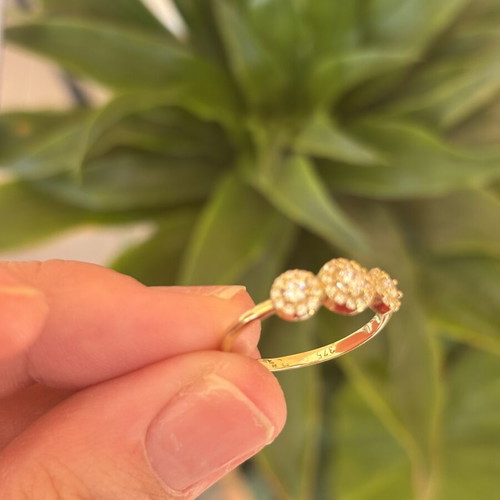 Gold ring with rosettes 9 carat, new, size 57