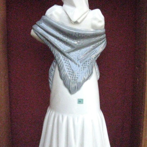 Nao porcelain figure like new, female, 28 cm