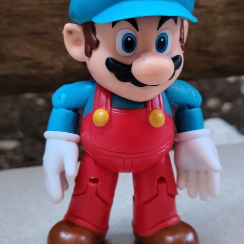 Ice Mario action figure used, Jakks Pacific, Super Mario