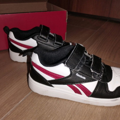 Reebok Kids Shoes like new, size 26-27, sneakers