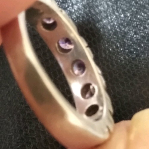 925 silver ring with amethyst like new