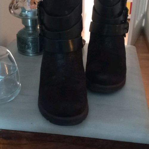 Leather boots with fur size 38 in excellent condition