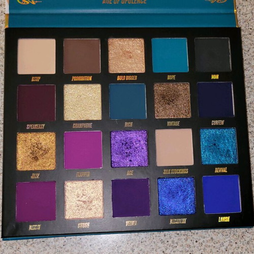 BeautyBay Age Of Opulence palette like new, limited edition