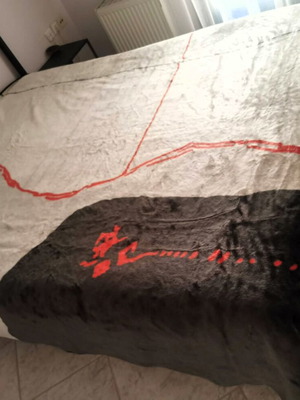 Manterol Spanish double blanket like new