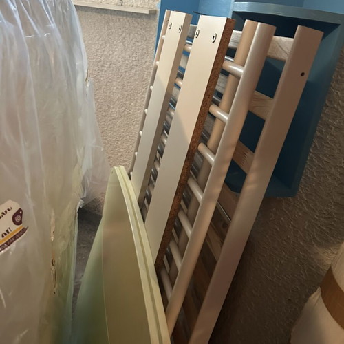 Baby cot like new