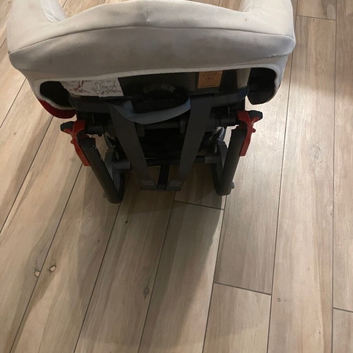 Chicco car seat used, child